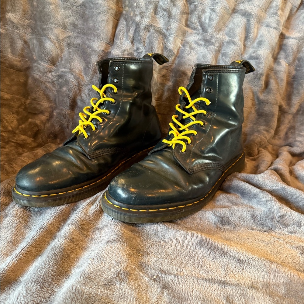 Doc Marten navy blue boot
